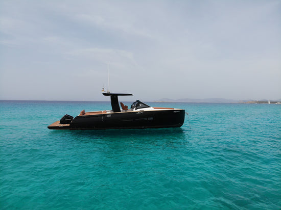 Fiart 35ft - Riva Ibiza | Riva Ibiza, Yachts to hire in Ibiza, Luxury Villas and Retreats